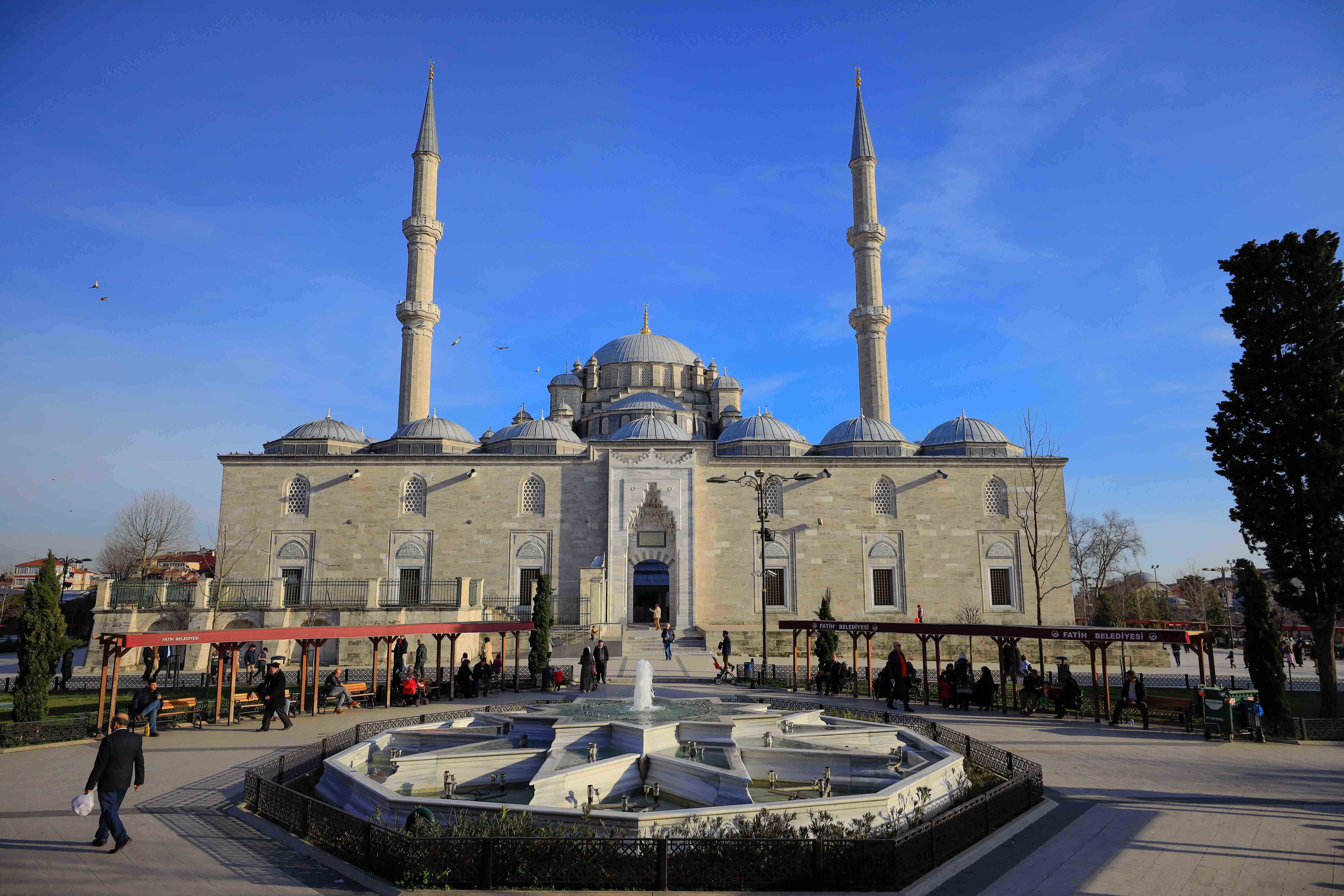 osmanli kulturunun onemli bir sembolu fatih camii